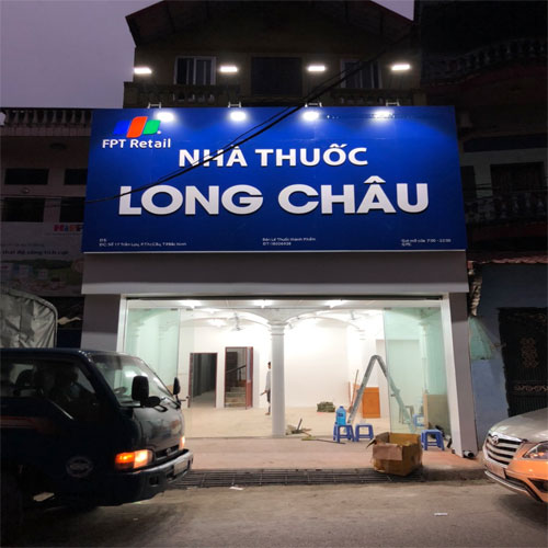 lap bien quang cao Long Chau