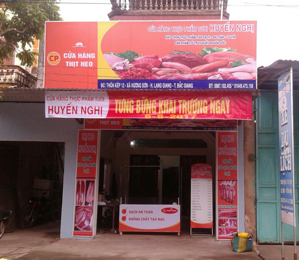 Làm biển quảng cáo cho cửa hàng thực phẩm CP tại Bắc Giang